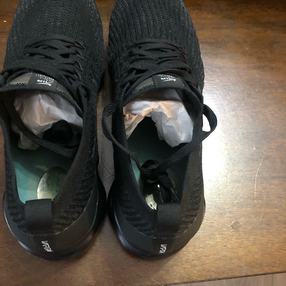 Mens Nike Air Vapormax Flyknit 3 Triple Black size 9.5 - Picture 9 of 12